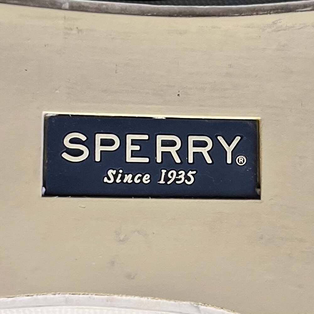 Sperry Women’s Silver-Tone/Platimum Memory Foam Slip-Ons - Picture 6 of 8